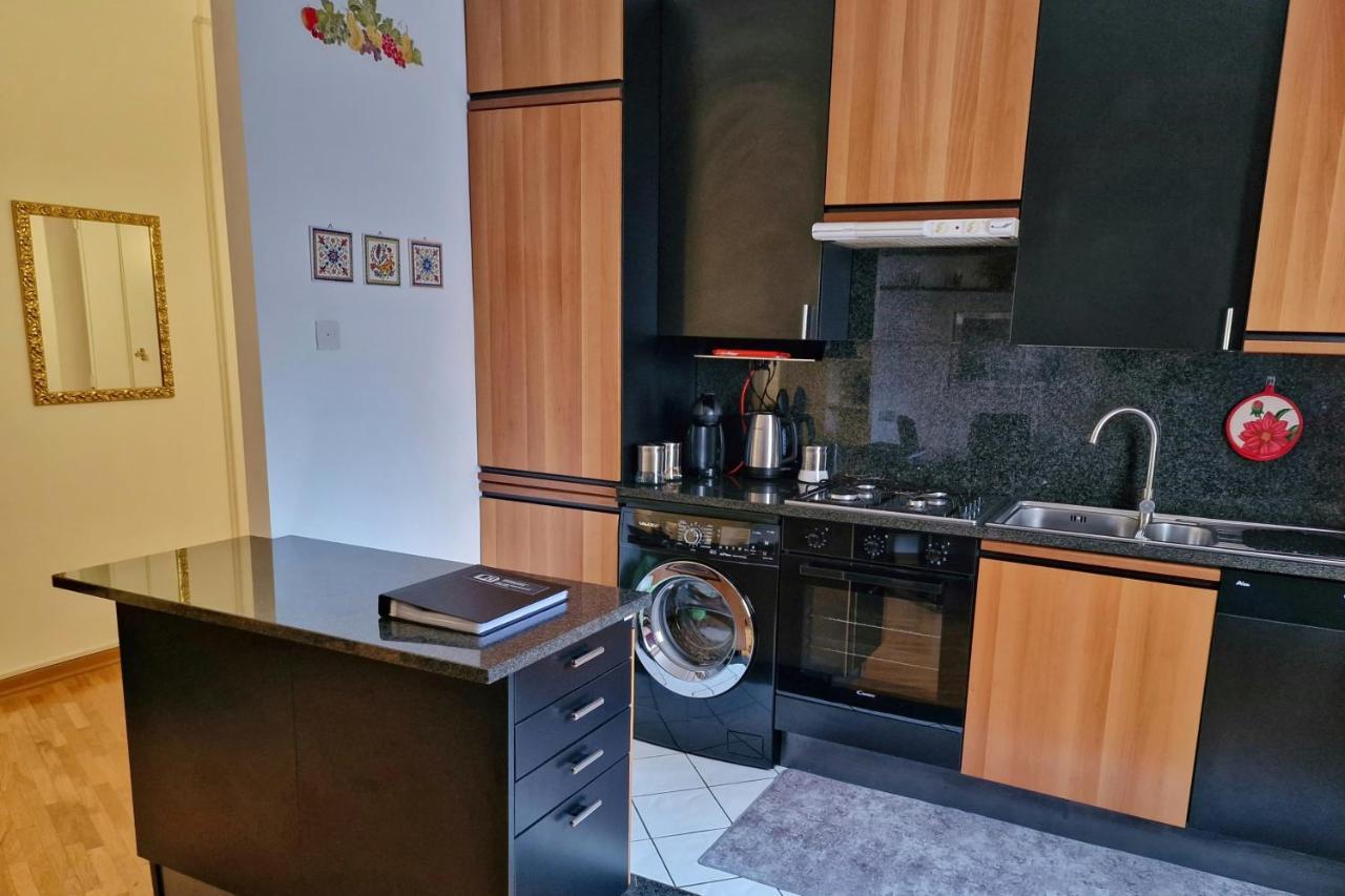 Arezzo Charming Apartment Экстерьер фото