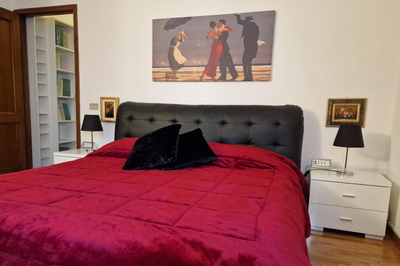 Arezzo Charming Apartment Экстерьер фото